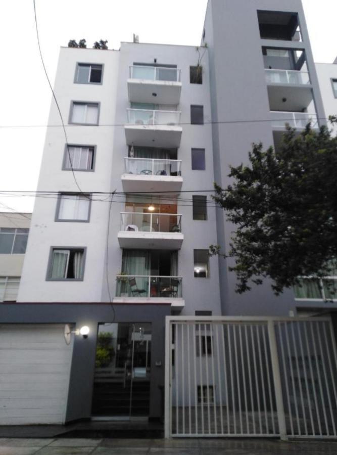 Mar Private Rooms Lima Exterior photo