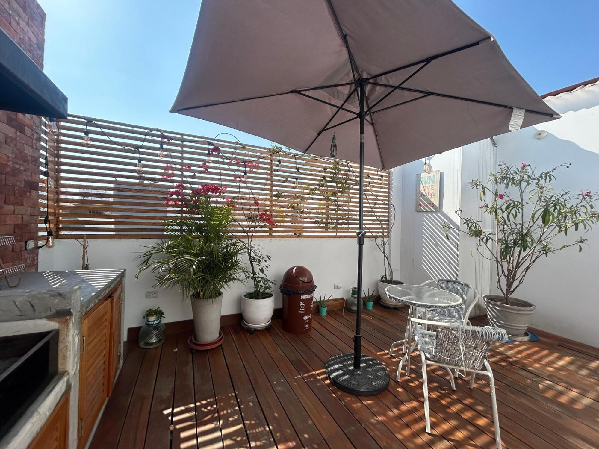 Mar Private Rooms Lima Exterior photo
